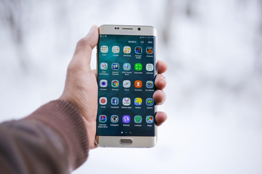 I reviewed the iPhone Duo, ask me anything