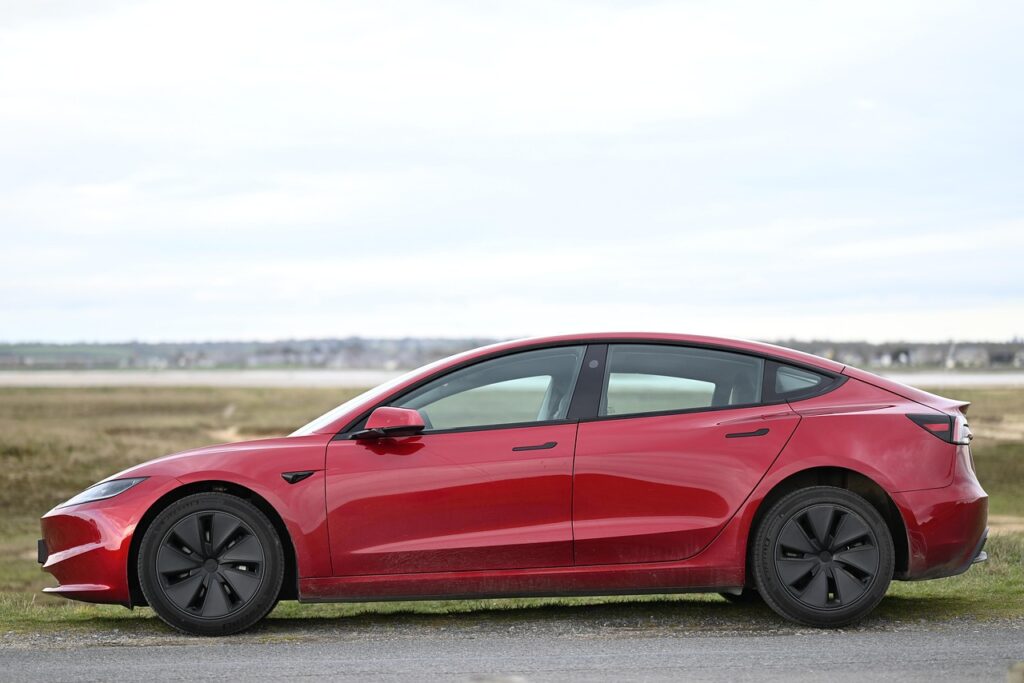 Electric vehicle sales in the US are showing signs of life